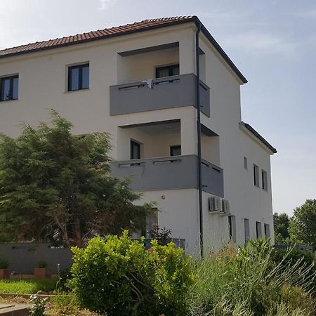 Studios Artemis Baška Екстериор снимка