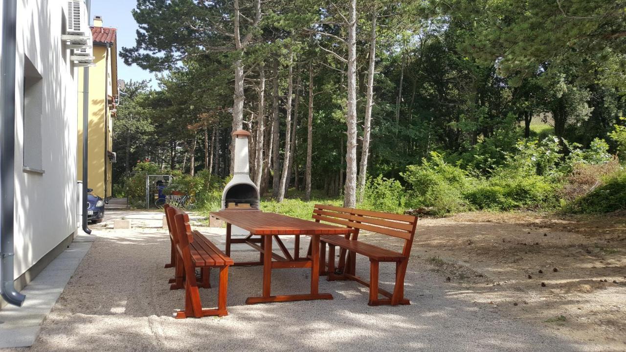 Studios Artemis Baška Екстериор снимка